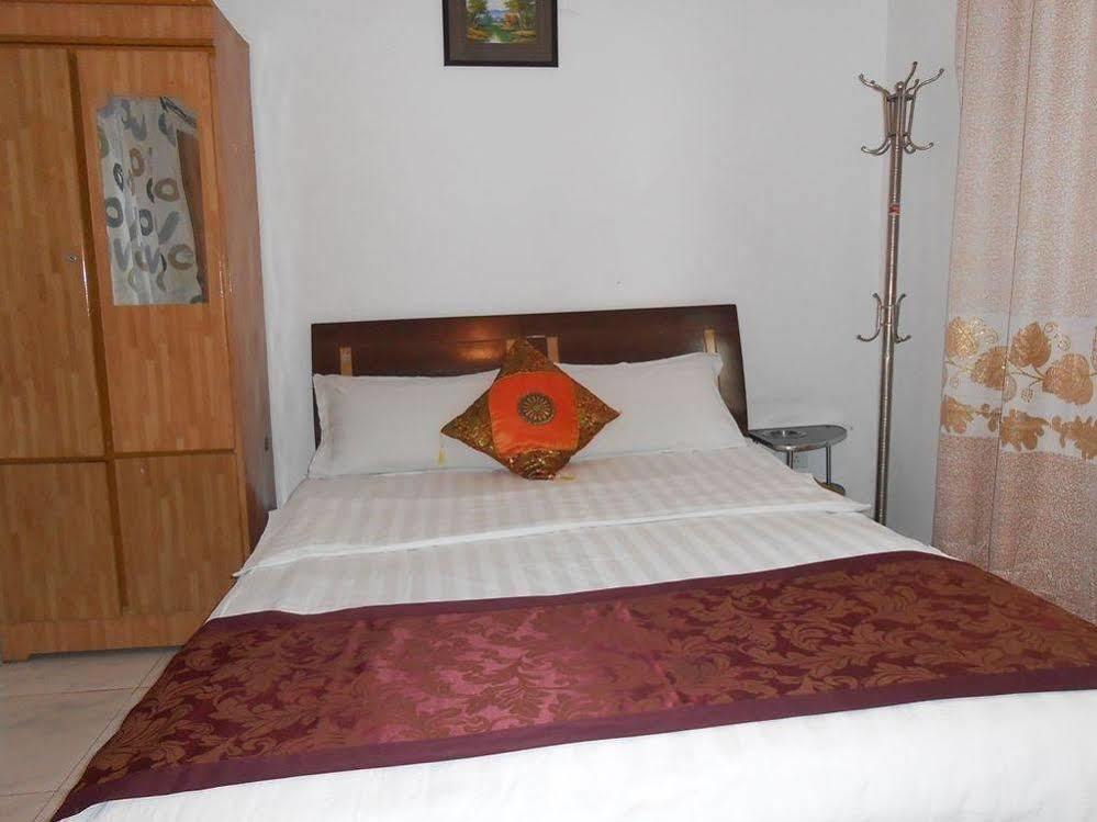 Chengdu Cosiness Home Hotel Экстерьер фото