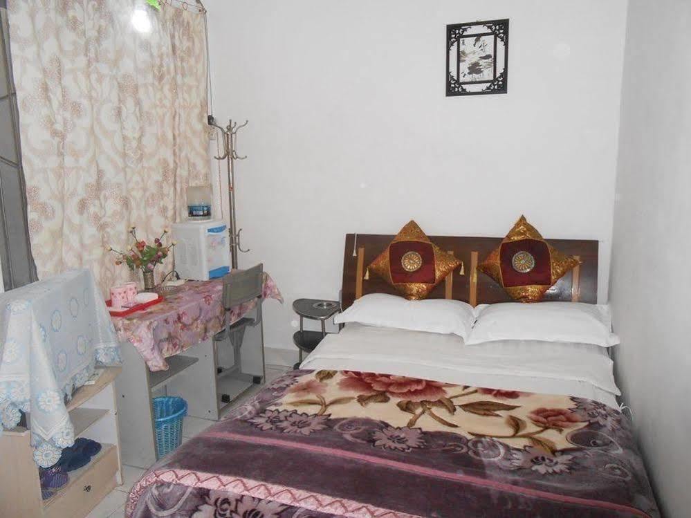 Chengdu Cosiness Home Hotel Экстерьер фото